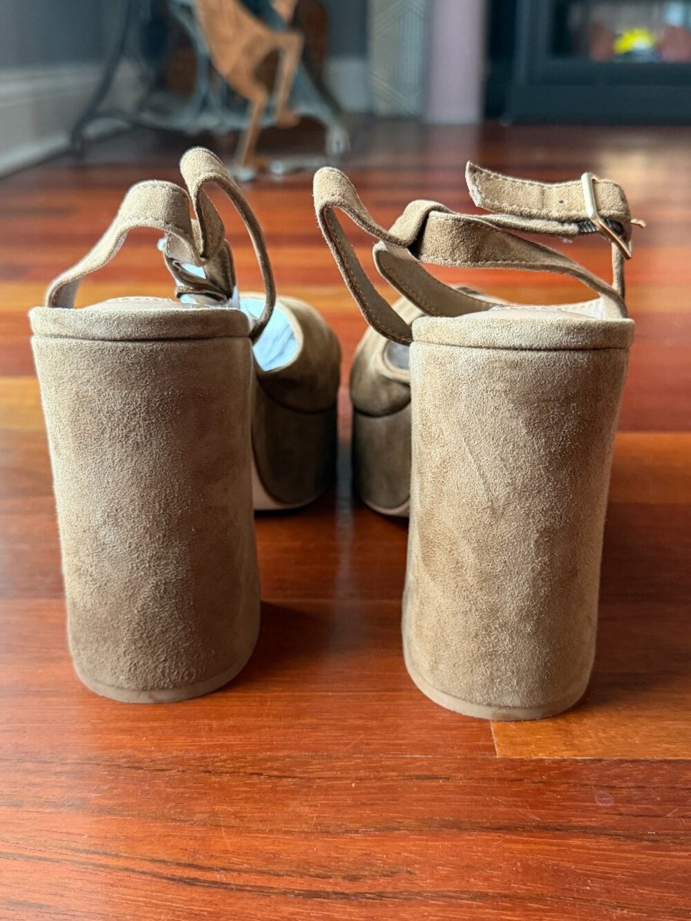 Steve Madden Caelan Suede Block Heel Platform Sandals - Picture 3 of 6